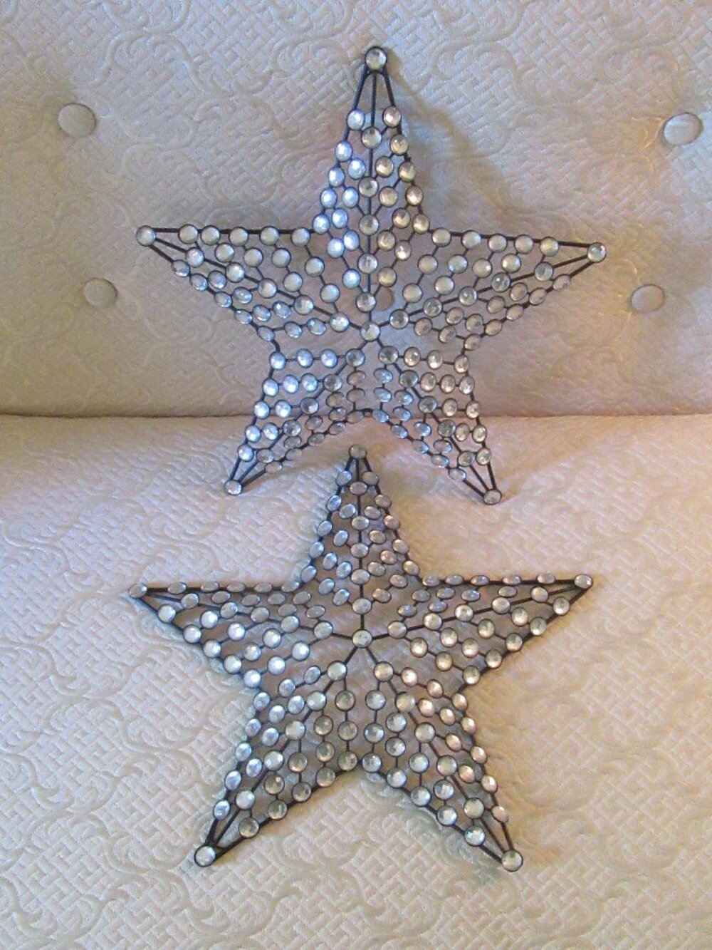 2 Vintage 14.5 in. black metal star decor with faceted embellishments - Picture 10 of 13